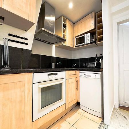 Apartment Colisee Párizs Kültér fotó