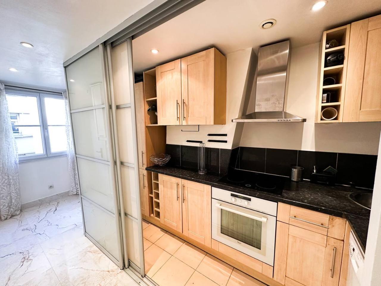 Apartment Colisee Párizs Kültér fotó